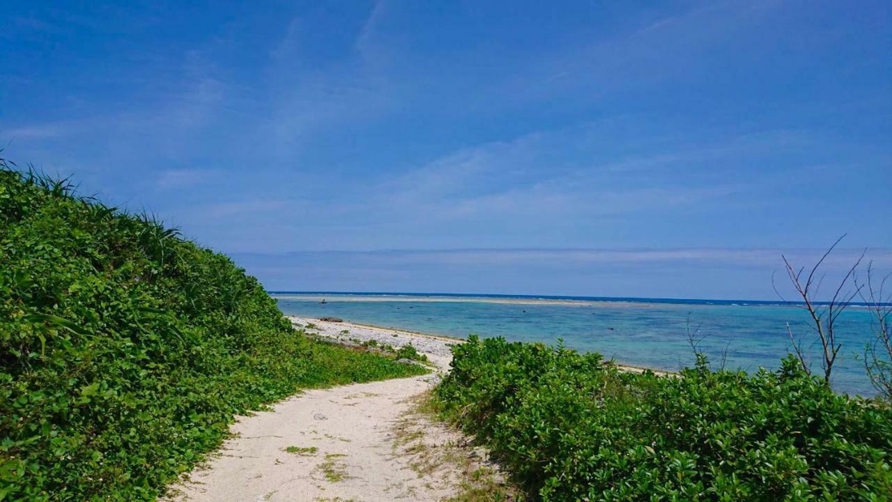 Ishigaki  2019新築 ! Guest House Holoholo Beach Side מראה חיצוני תמונה