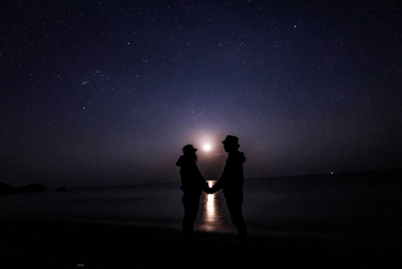 Ishigaki  2019新築 ! Guest House Holoholo Beach Side מראה חיצוני תמונה